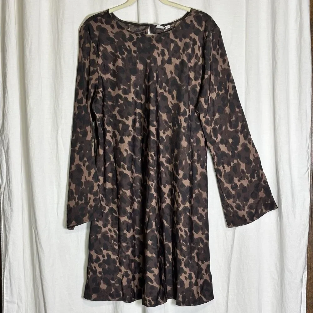 GAP satin leopard